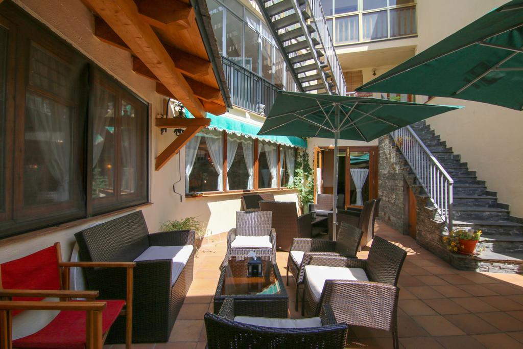 Roch Hotel Altrón Buitenkant foto